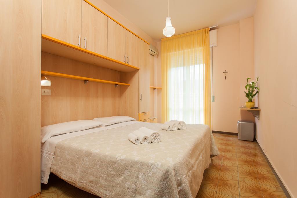 Hotel Santa Martina วิลลามารีนา ภายนอก รูปภาพ